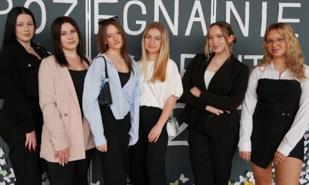 1. Zakończenie roku szkolnego klas maturalnych 2024/25