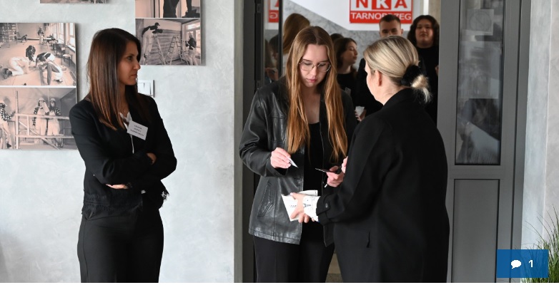 Uczniowie tarnobrzeskiej „Budowlanki” przystąpili do matury