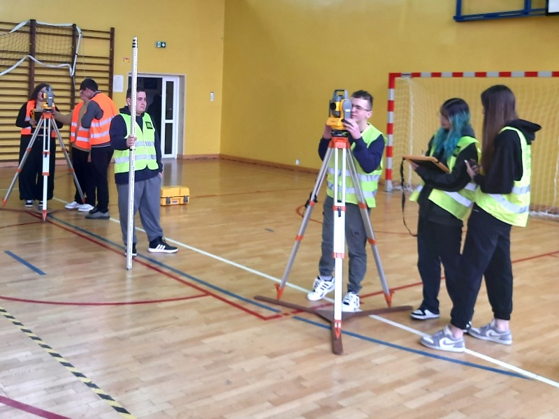 🌎Etap szkolny XLVIII Olimpiady Wiedzy Geodezyjnej i Kartograficznej