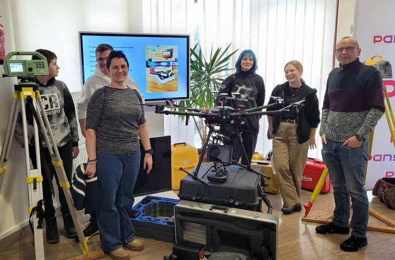 🕵️‍♀️GIS Day