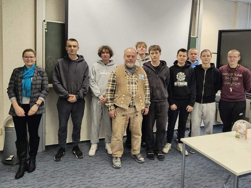 PRAKTYKI ZAGRANICZNE