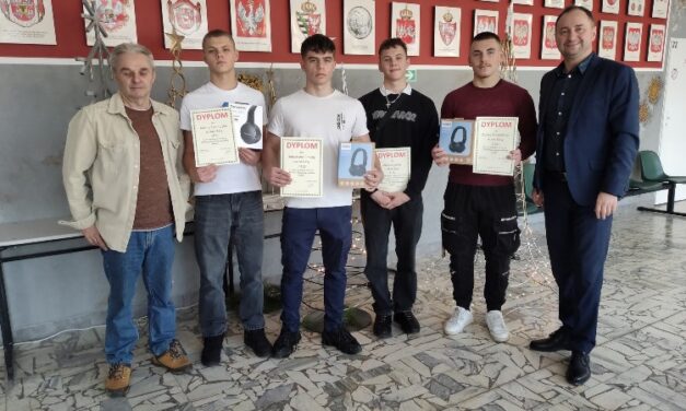 👨‍🏭Finał konkursu „SPAWALNICY I ŚLUSARZE ozdobią święta”