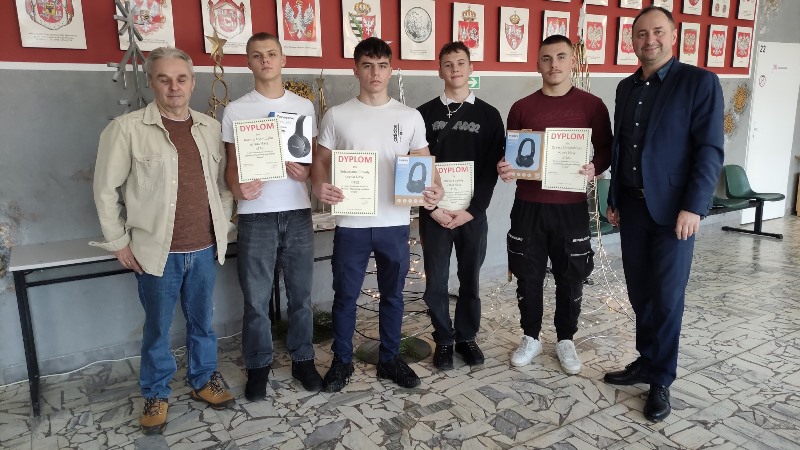 👨‍🏭Finał konkursu „SPAWALNICY I ŚLUSARZE ozdobią święta”