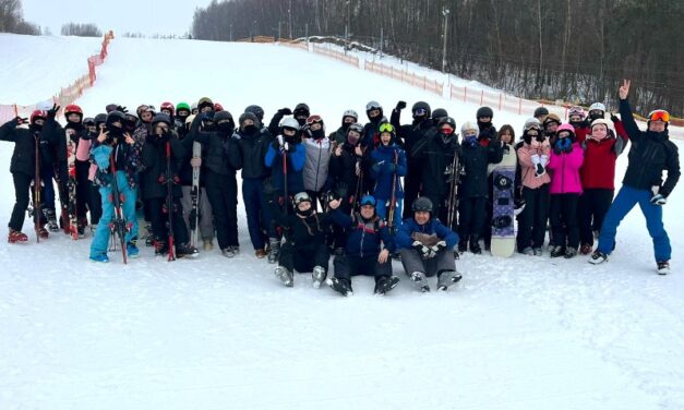🎿Piątkowy wyjazd naszych uczniów na stok w Konarach