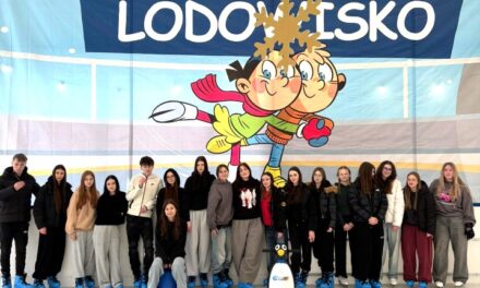 ⛸️1TA (Aranżacja wnętrz) na lekcji wychowania fizycznego