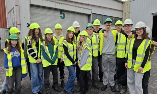 👷‍♂️Mega zawodowa i tematyczna wycieczka klasy 3TR1